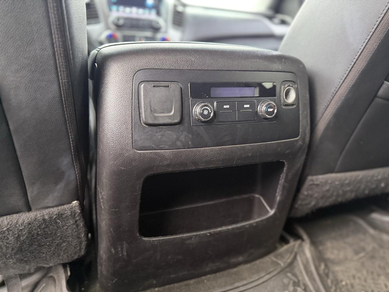 2016 Chevrolet Suburban LT Crestwood KY