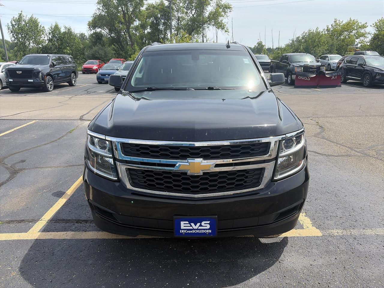 2016 Chevrolet Tahoe LS 4WD w/FrontBuckets 10-WayPowerDriverSeat