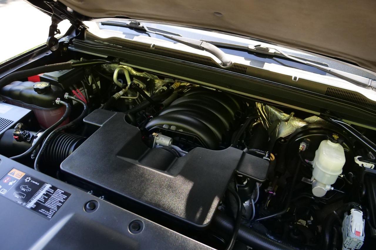 2016 Chevrolet Tahoe LTZ 4WD / Rear Entertainment / 5.3L V8! Lincolnton NC