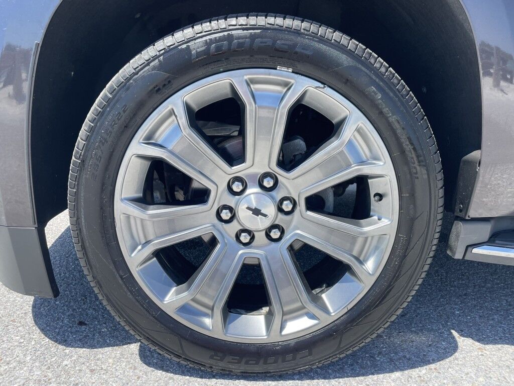 2016 Chevrolet Tahoe LTZ~LEATHER~NAV~REAR ENTERTAINMENT~SUNROOF~ONLINE FINANCE AND SHIPPING AVAILABLE!!!! Sarasota FL