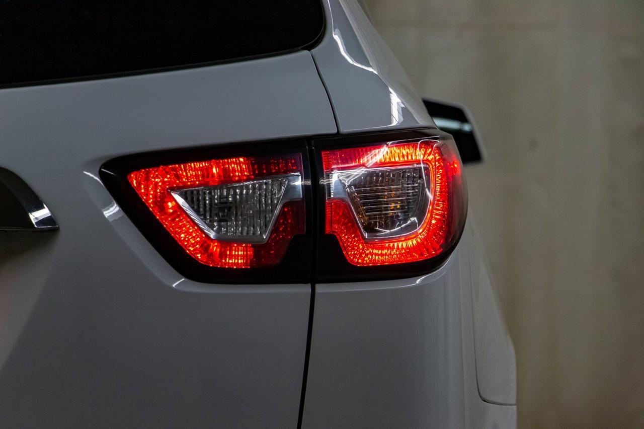 2016 Chevrolet Traverse AWD 2LT Leather Roof Nav Red Deer AB