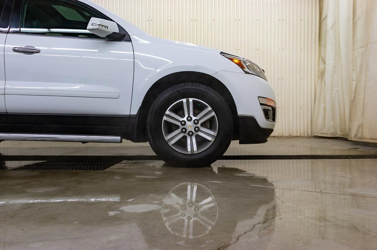 2016 Chevrolet Traverse AWD 2LT Leather Roof Nav Red Deer AB