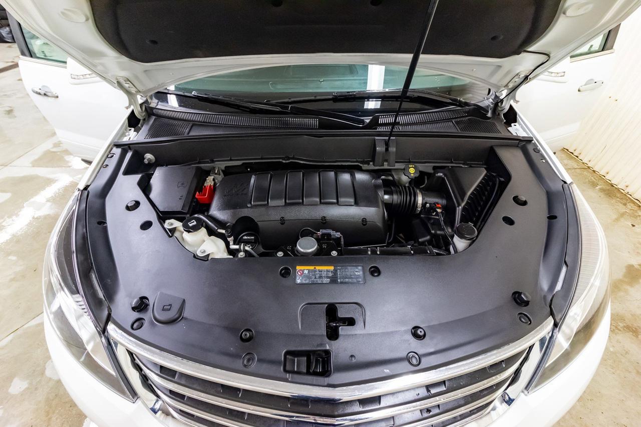 2016 Chevrolet Traverse AWD 2LT Leather Roof Nav Red Deer AB