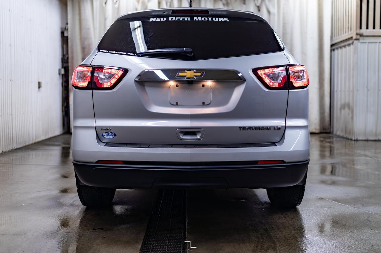 2016 Chevrolet Traverse AWD LS BCam 8 Passenger Red Deer AB