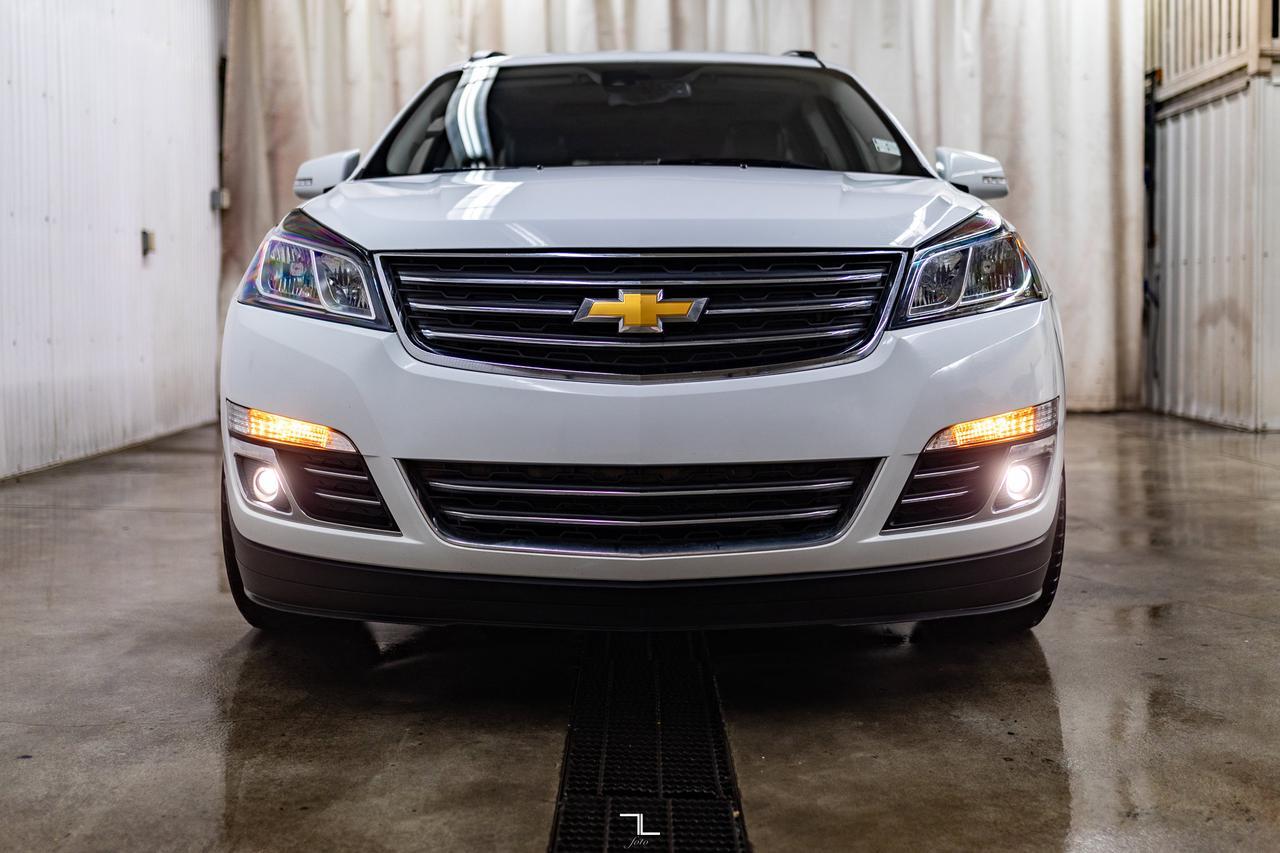 2016 Chevrolet Traverse AWD LTZ Leather Roof Nav BCam Red Deer AB