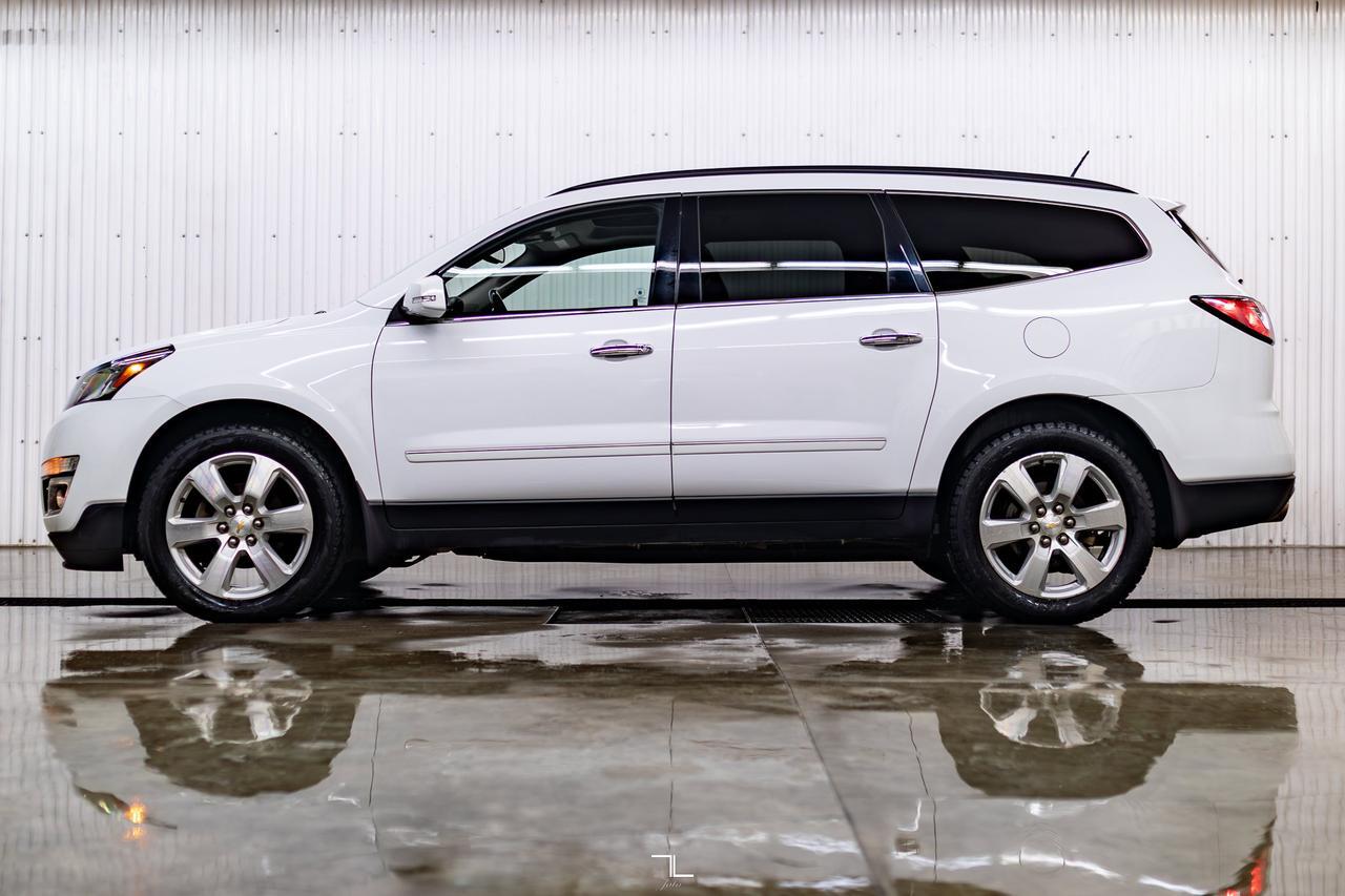 2016 Chevrolet Traverse AWD LTZ Leather Roof Nav BCam Red Deer AB