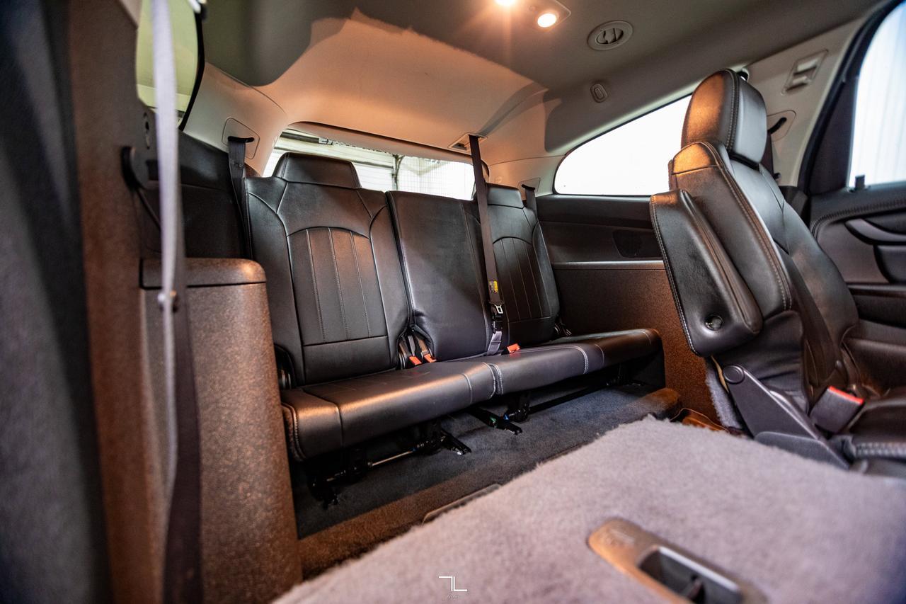 2016 Chevrolet Traverse AWD LTZ Leather Roof Nav BCam Red Deer AB