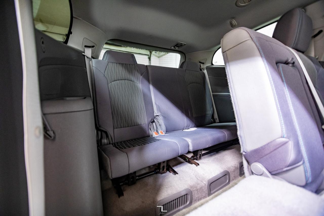 2016 Chevrolet Traverse FWD LS 8 Passenger BCam Red Deer AB