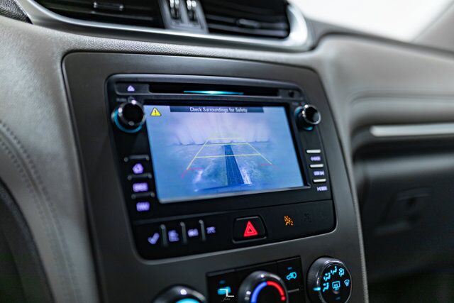 2016 Chevrolet Traverse FWD LS 8 Passenger BCam Red Deer AB