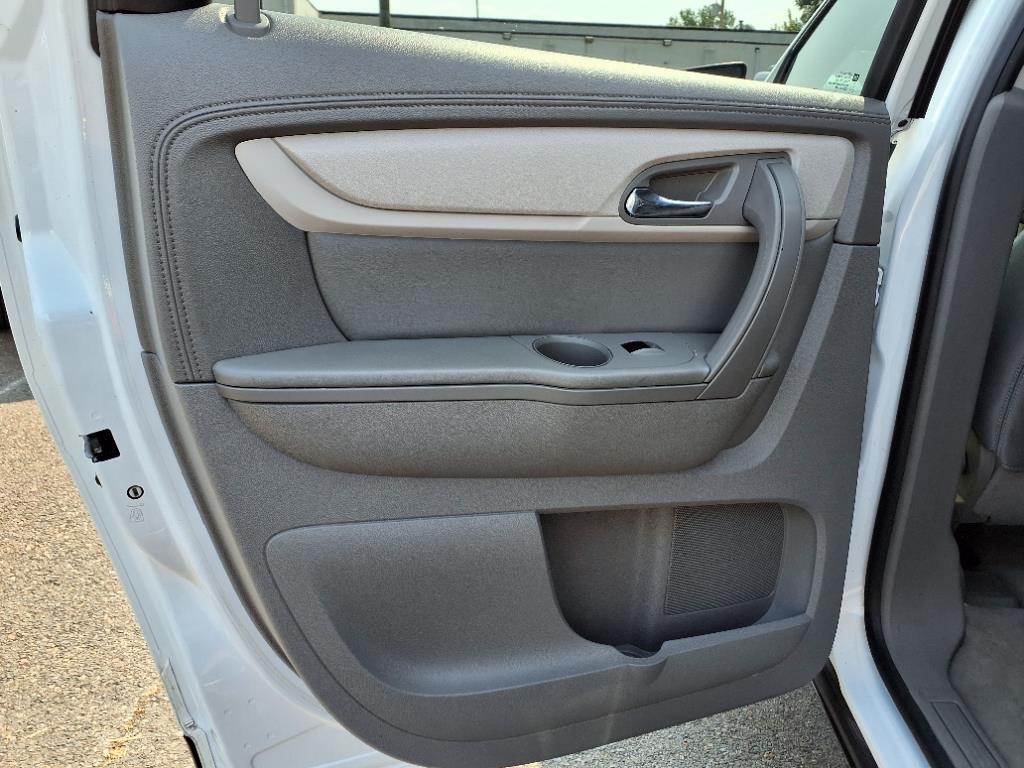 2016 Chevrolet Traverse LS Levittown PA
