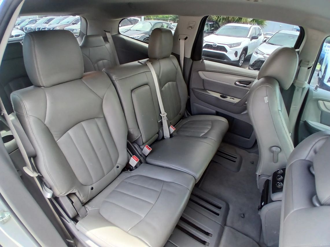 2016 Chevrolet Traverse LS Sport Utility 4D Maitland FL