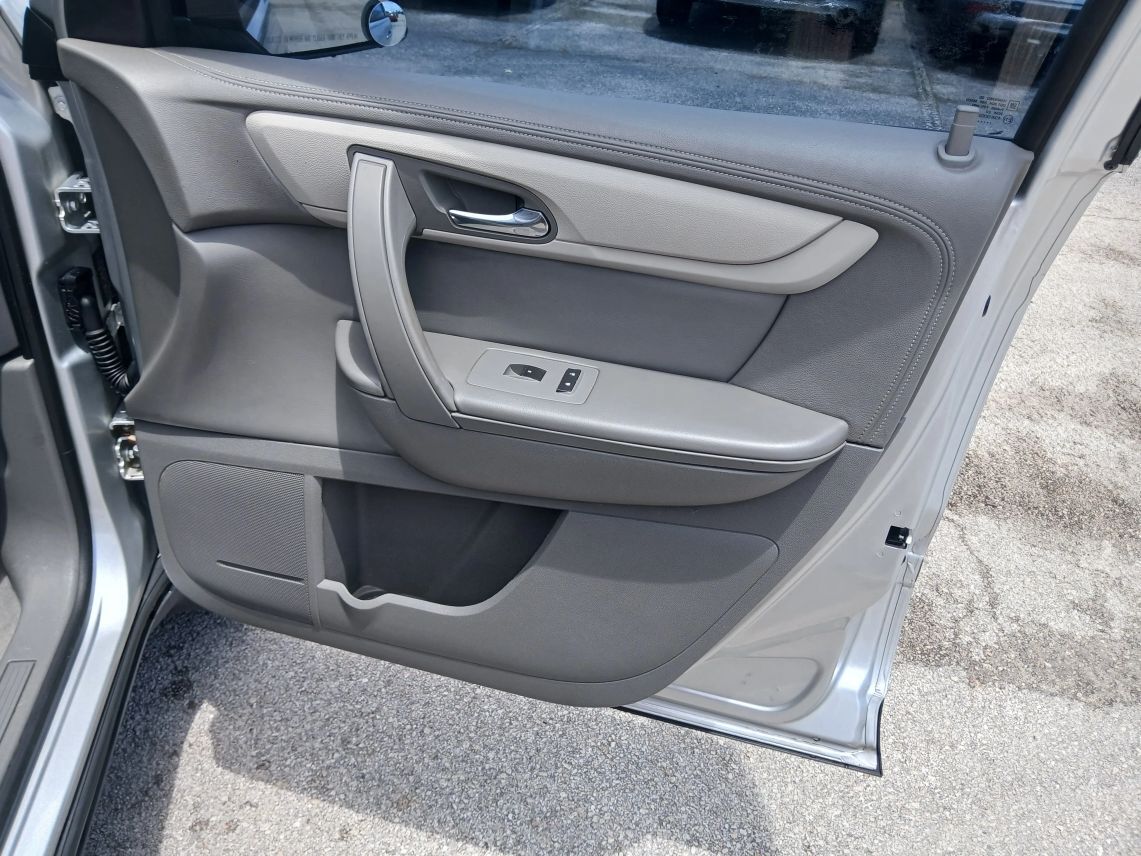 2016 Chevrolet Traverse LS Sport Utility 4D Maitland FL