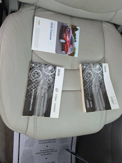 2016 Chevrolet Traverse LT Carbondale IL