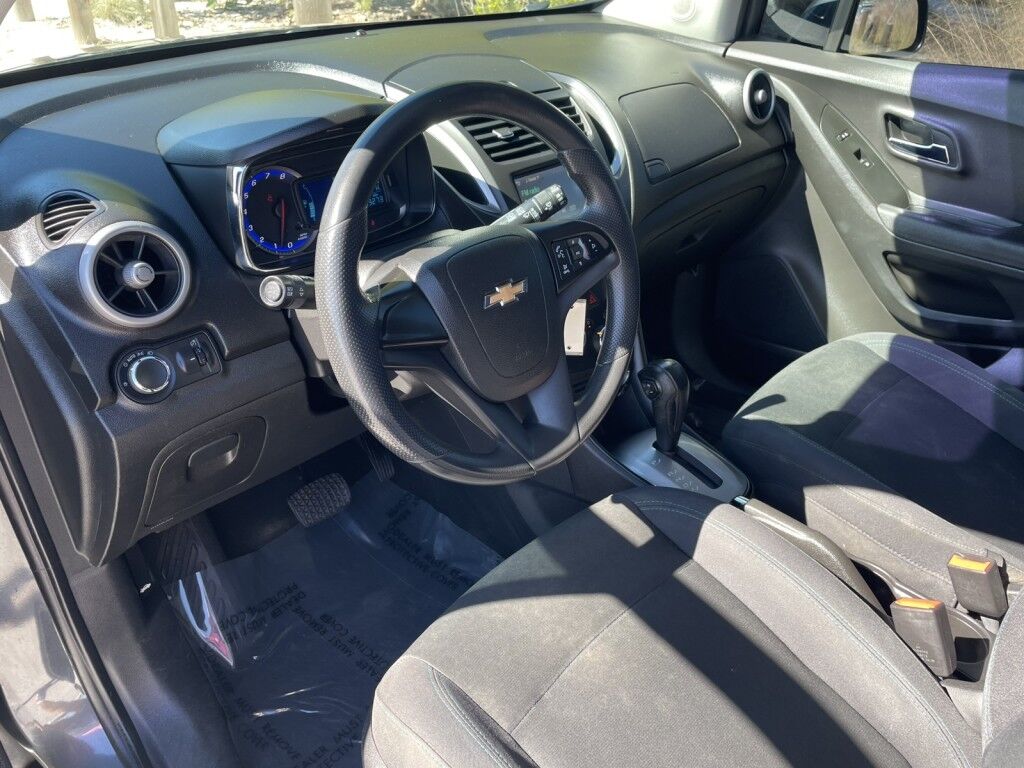 2016 Chevrolet Trax LS~LOW MILES~BLUETOOTH~BUCKET SEATS~REARVIEW CAMERA~Wi-Fi COMPATIBLE Sarasota FL