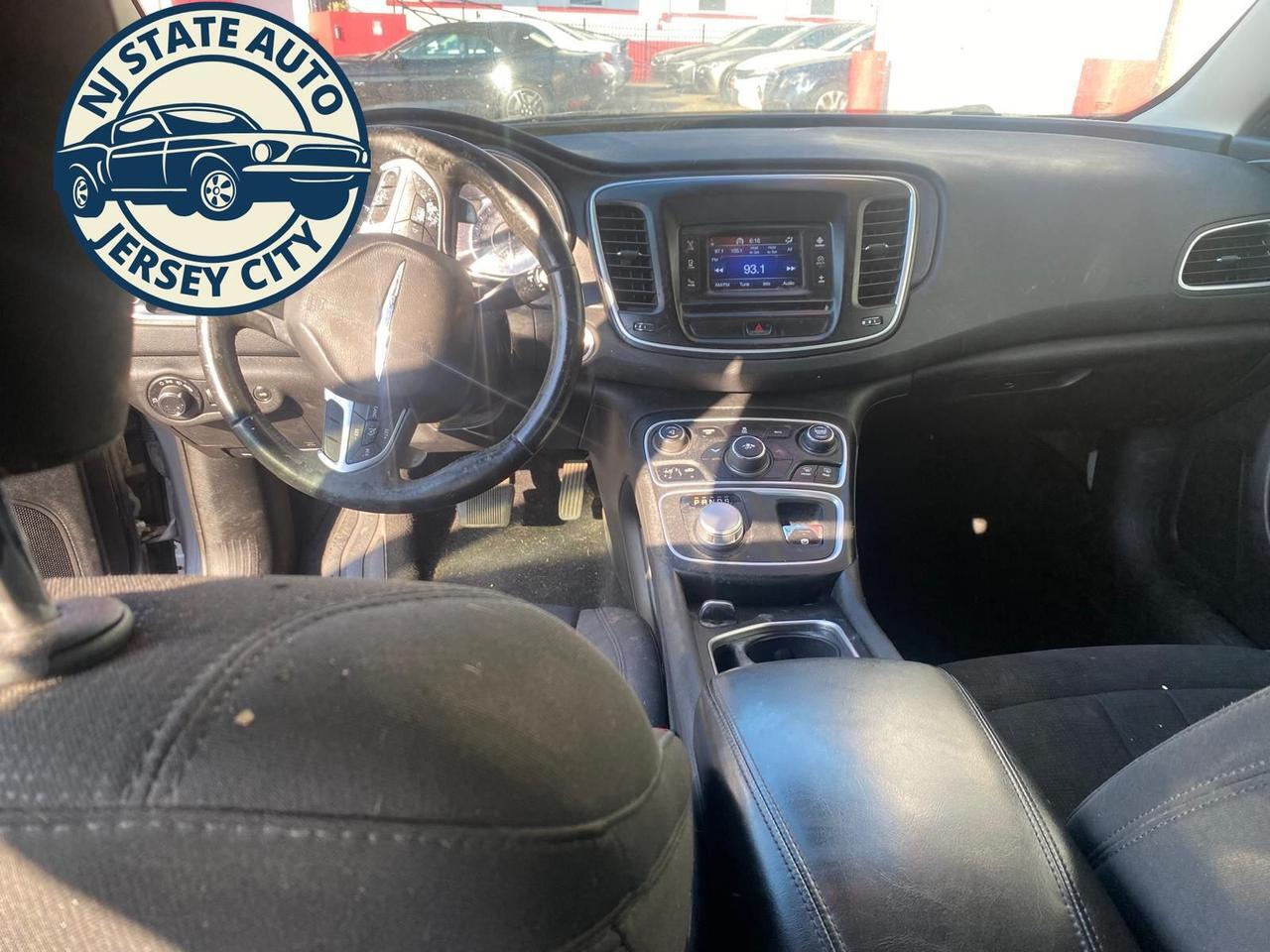 2016 Chrysler 200