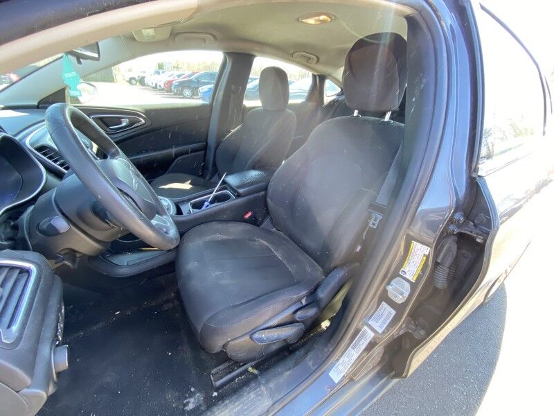 2016 Chrysler 200 Limited Bristol  PA