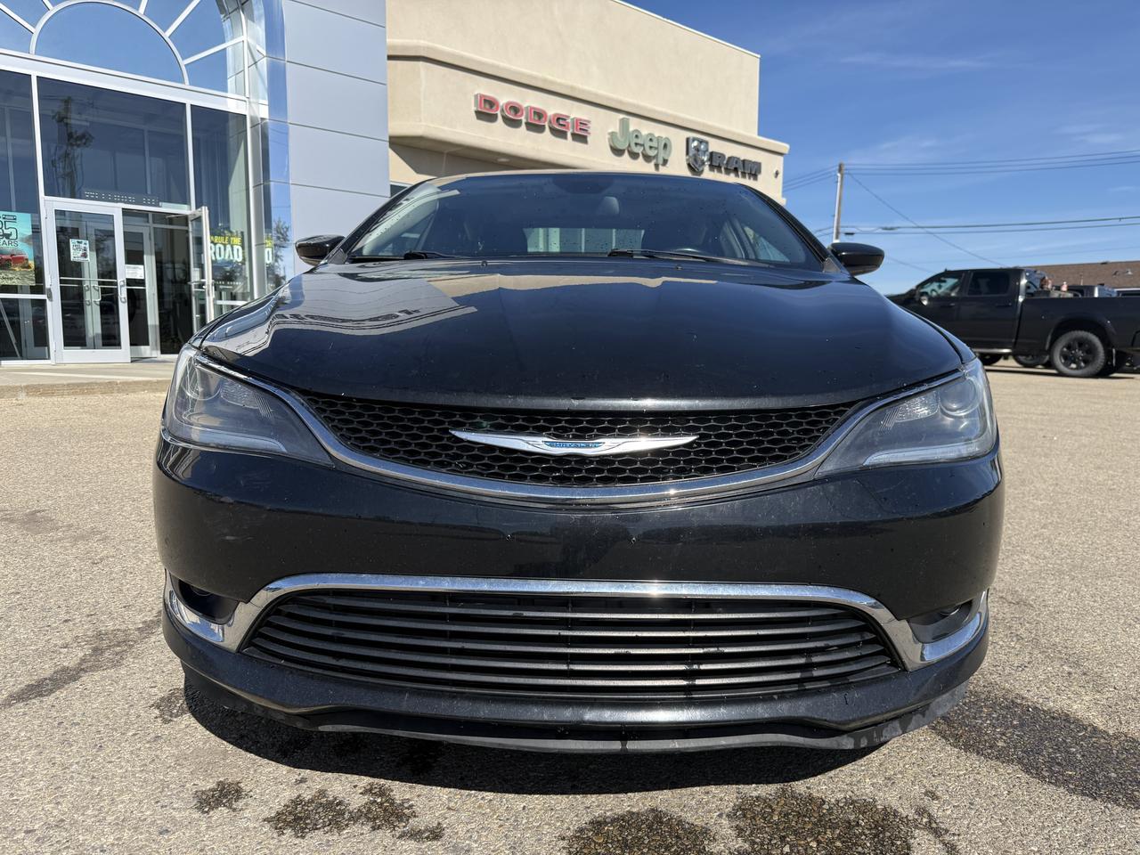 2016 Chrysler 200 Limited FWD Sedan | V6 Engine | Gloss Black | Sunroof | Touchscreen | Remote Start | Backup Camera Redwater AB