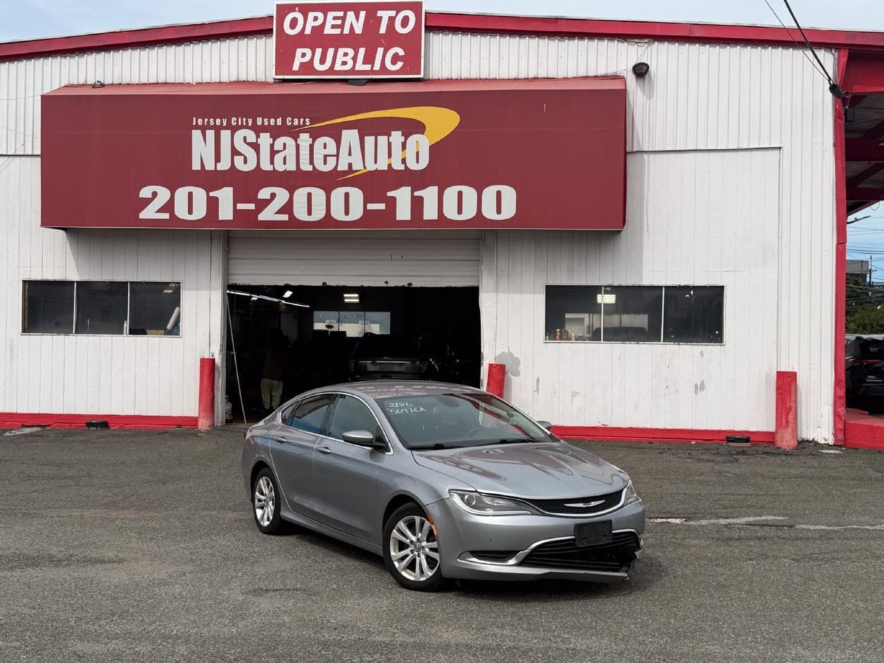 2016 Chrysler 200