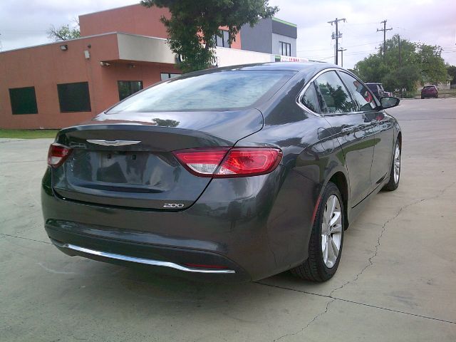 2016 Chrysler 200 Limited San Antonio TX