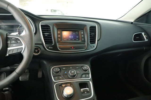 2016 Chrysler 200 Limited New Braunfels TX