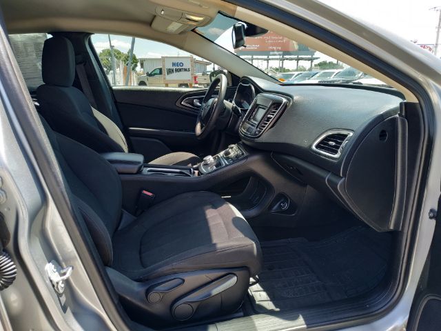 2016 Chrysler 200 Limited Bradenton FL