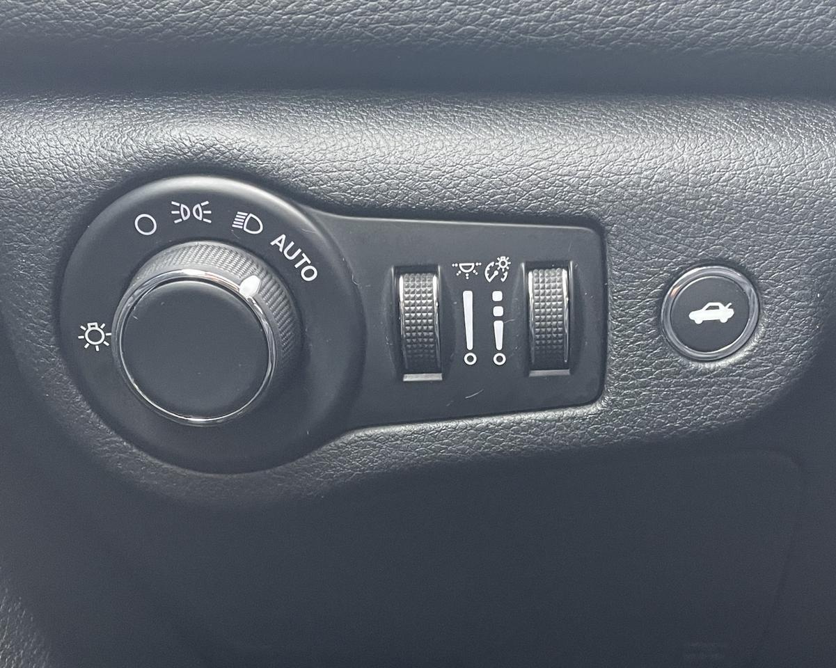 2016 Chrysler 200 Limited Sedan 4D Port Orchard WA