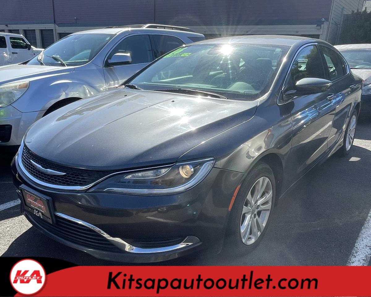2016 Chrysler 200 Limited Sedan 4D