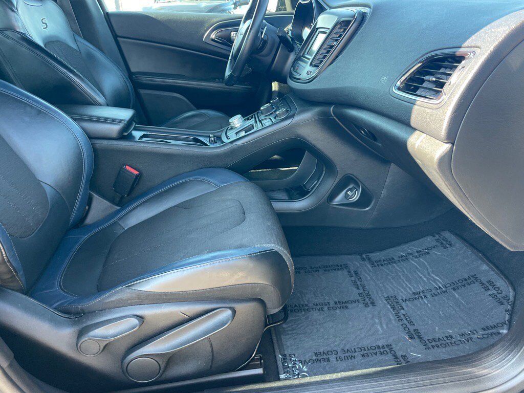 2016 Chrysler 200 S Oak Ridge TN