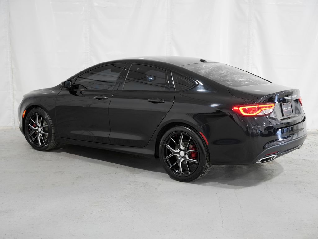 2016 Chrysler 200 S