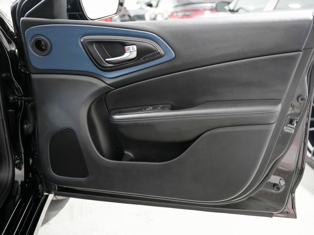 2016 Chrysler 200 S Tigard OR