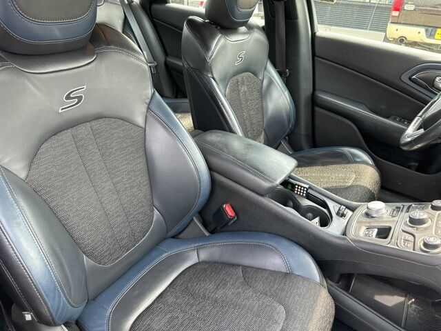 2016 Chrysler 200 S Watertown SD