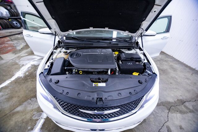 2016 Chrysler 200C Leather Roof Nav BCam Red Deer AB