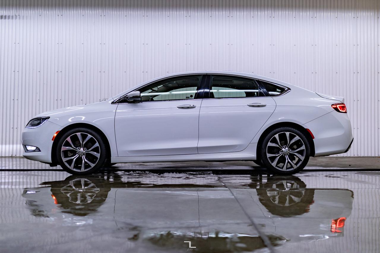 2016 Chrysler 200C Leather Roof Nav BCam Red Deer AB
