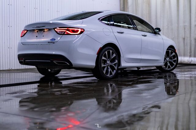 2016 Chrysler 200C Leather Roof Nav BCam Red Deer AB