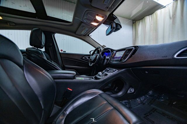 2016 Chrysler 200C Leather Roof Nav BCam Red Deer AB