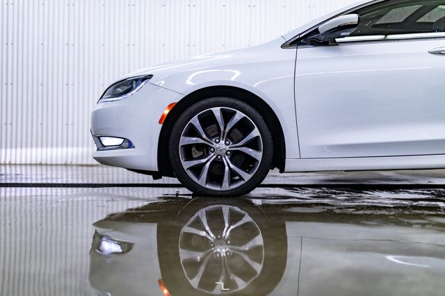 2016 Chrysler 200C Leather Roof Nav BCam Red Deer AB