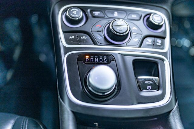 2016 Chrysler 200C Leather Roof Nav BCam Red Deer AB