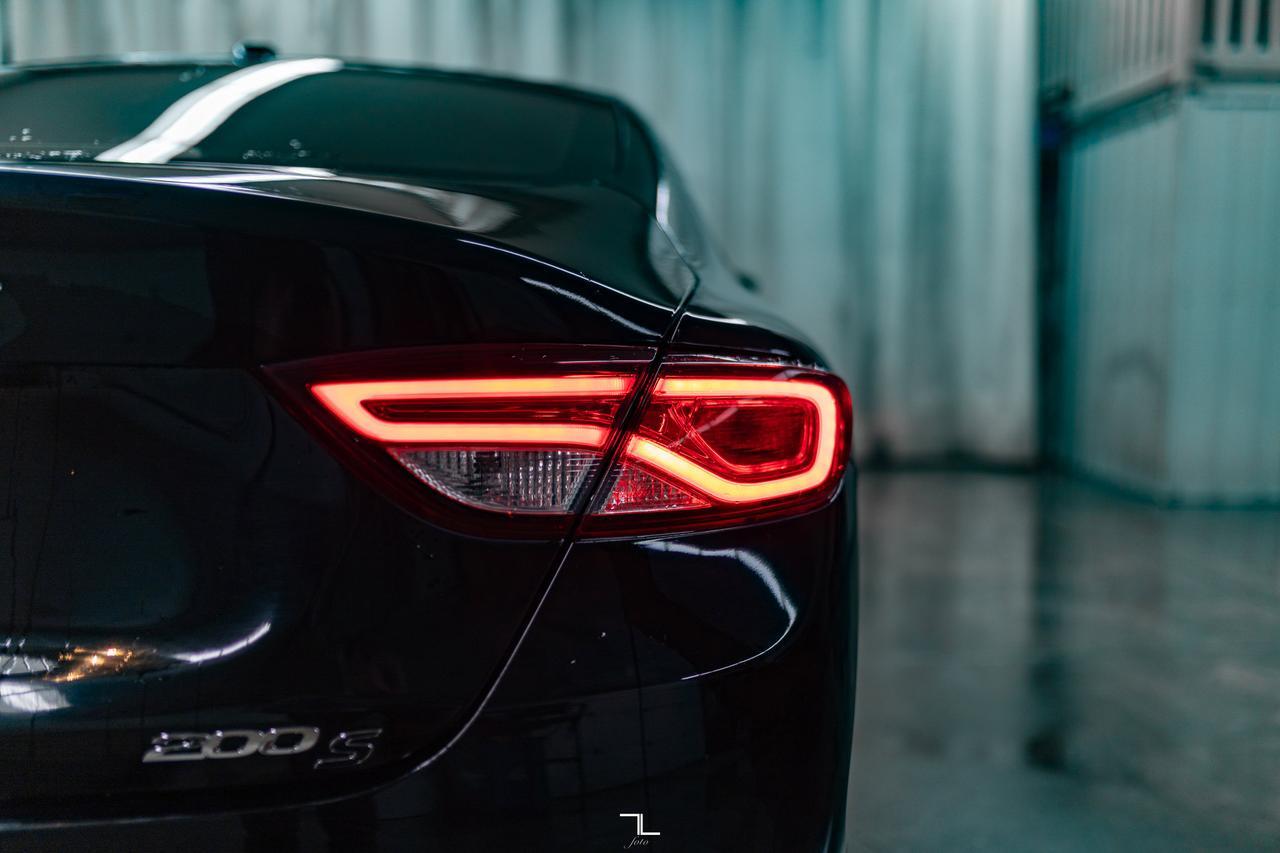 2016 Chrysler 200S AWD Alloy Edition Leather PSeat Red Deer AB