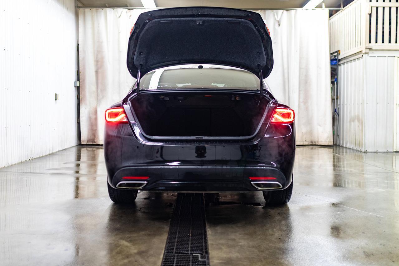 2016 Chrysler 200S AWD Alloy Edition Leather PSeat Red Deer AB