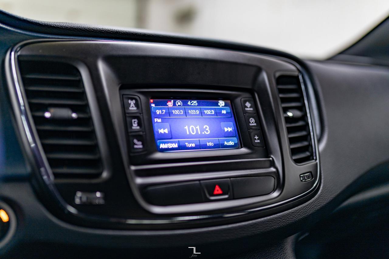 2016 Chrysler 200S AWD Alloy Edition Leather PSeat Red Deer AB