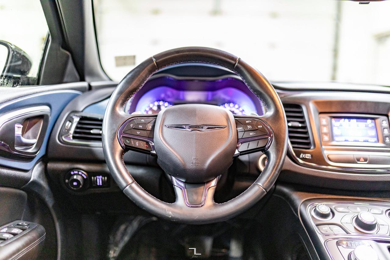 2016 Chrysler 200S AWD Alloy Edition Leather PSeat Red Deer AB