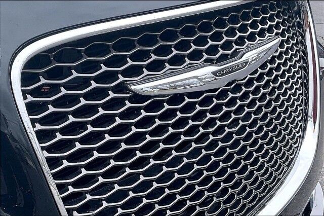 2016 Chrysler 300 300C Altoona PA