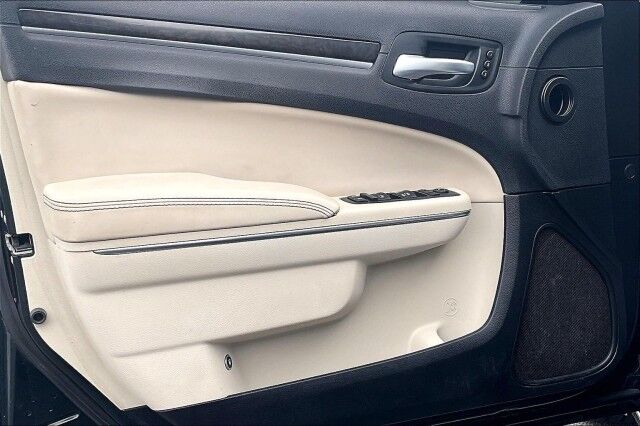 2016 Chrysler 300 300C Altoona PA