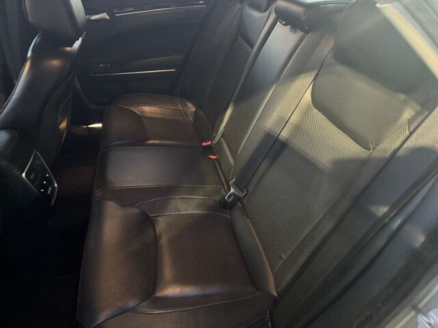 2016 Chrysler 300 300C North Versailles PA