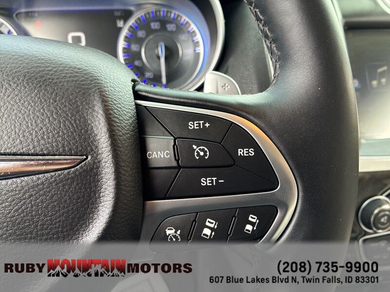 2016 Chrysler 300 300C Twin Falls ID