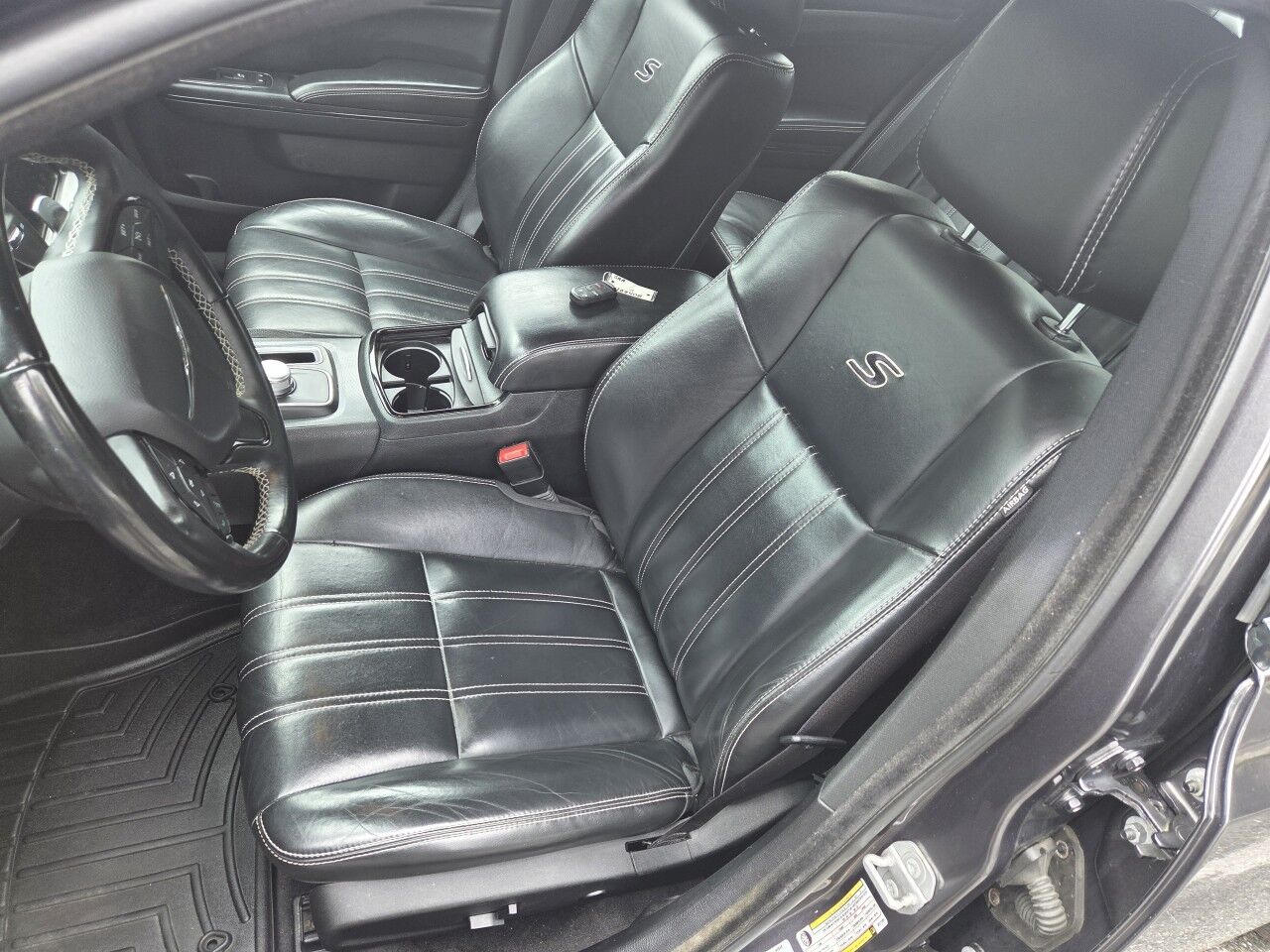 2016 Chrysler 300 300S Charlton MA