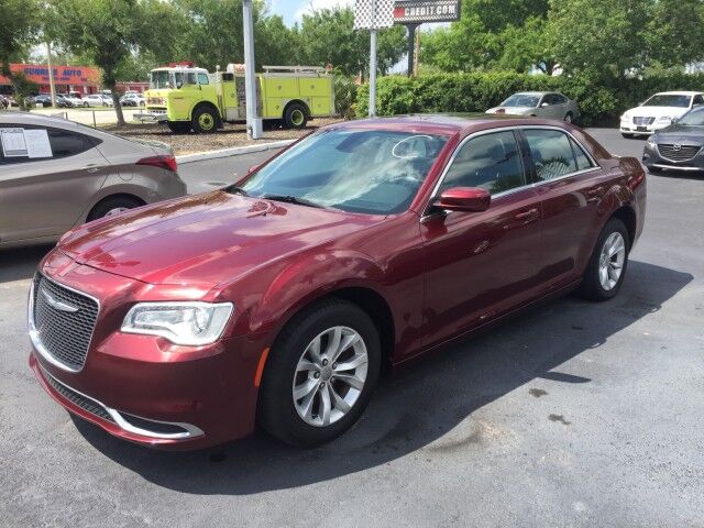 2016 Chrysler 300 Limited RWD Gainesville FL