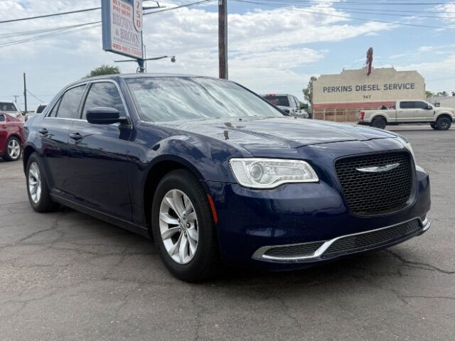 2016 Chrysler 300 Limited RWD
