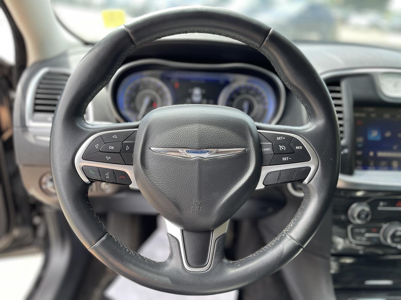 2016 Chrysler 300 Limited RWD Hayden ID