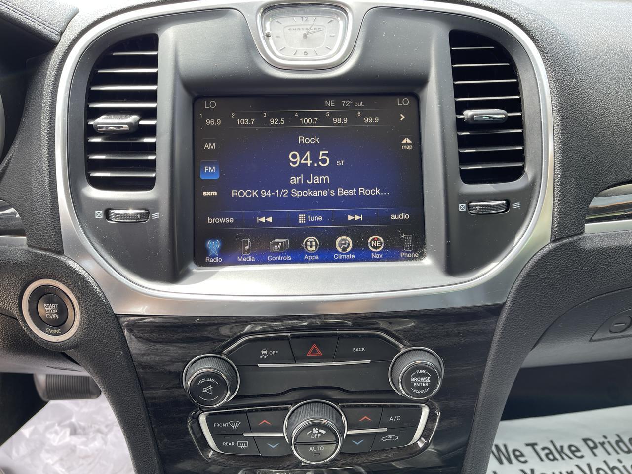 2016 Chrysler 300 Limited RWD Hayden ID